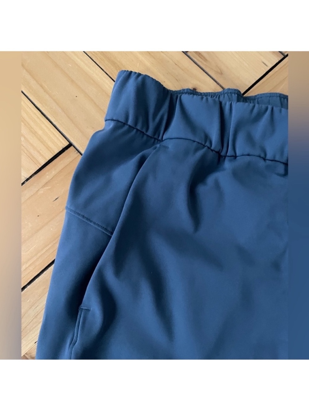 Lululemon Stretch High-Rise Pant 7/8 Length Soft Luxtreme
Fabric Size 6 - Picture 11 of 11